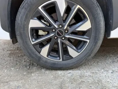 EXEED Zhaofeng
