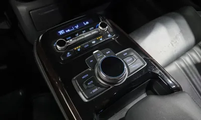 Genesis EQ900