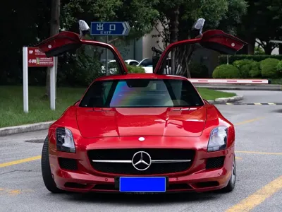 Mercedes-Benz SLS AMG