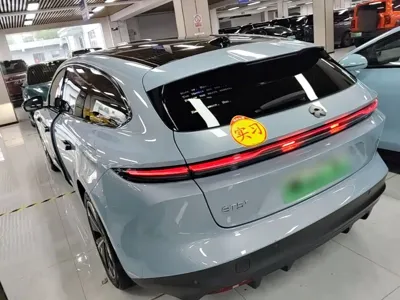 Nio ET5T