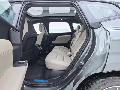 Volvo 沃尔沃XC70插电式混动