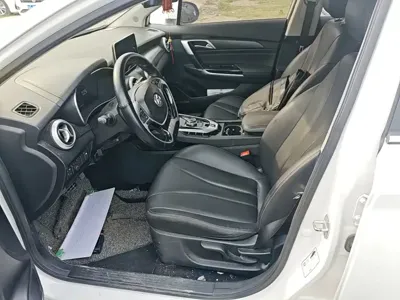 BAIC EU5