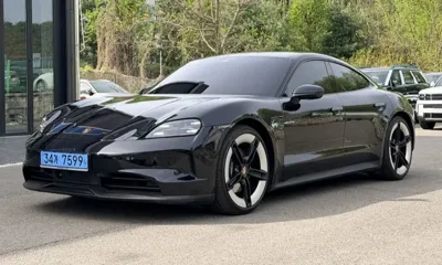 Porsche Taycan