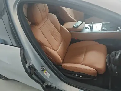 BYD 汉L