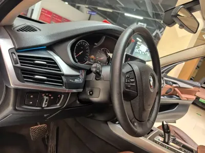 BMW X5 (Import)