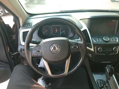 Dongfeng Aeolus AX7