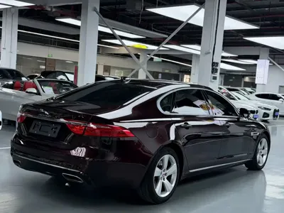 Jaguar XFL