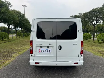 大通 V80