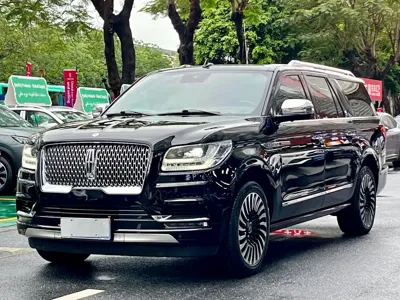 Lincoln Navigator