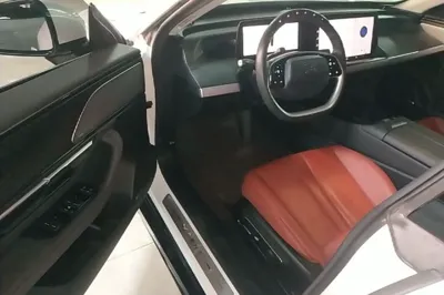 Xpeng P7