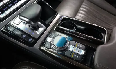 Genesis EQ900