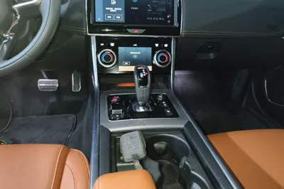 Jaguar XEL