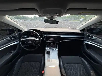 Audi A7L