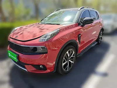 Lynk & Co 01