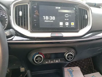 Kia kx1 Stonic