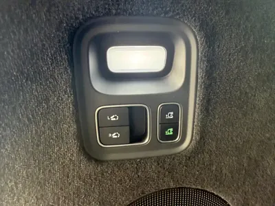Li Auto Li MEGA