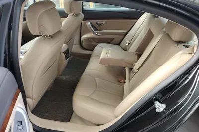Roewe 950