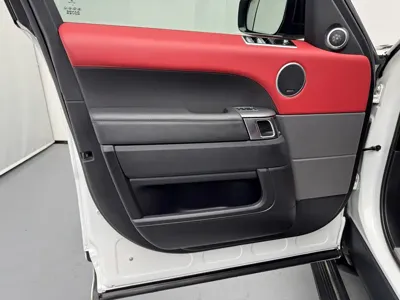 Land Rover Sport
