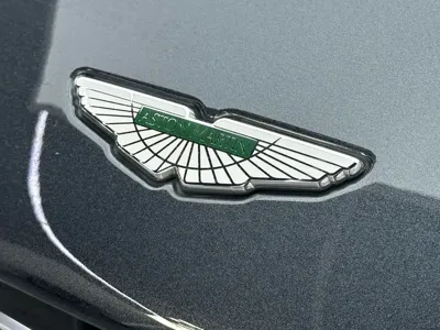 Aston Martin DB11
