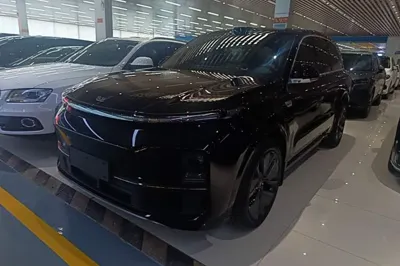 Li Auto L8