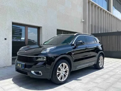 Lynk & Co 01