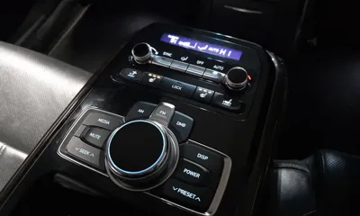 Genesis EQ900