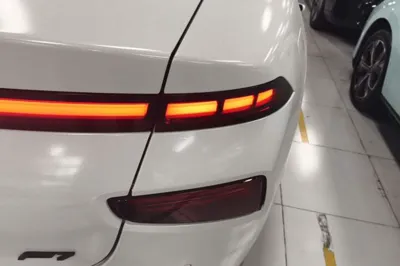 Xpeng P7