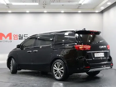 Kia Canival