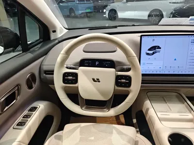 Li Auto 理想i8