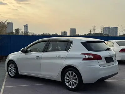 Peugeot 308S