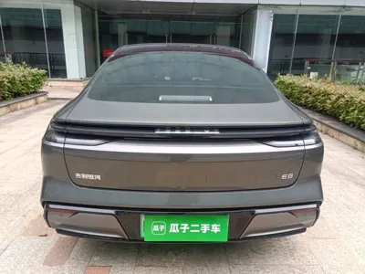 Geely Galaxy E8