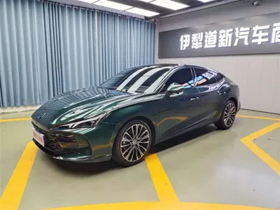 MG MG7