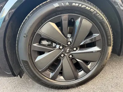 Li Auto Li L7