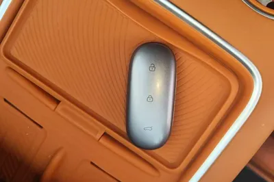 Li Auto L6