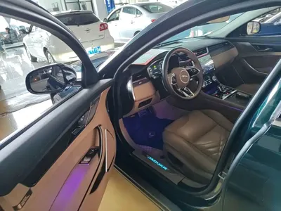 Jaguar XFL