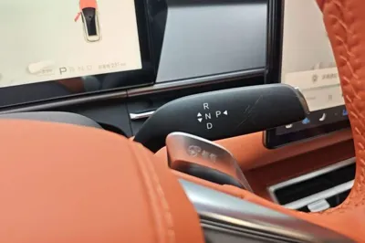 BYD Tang L