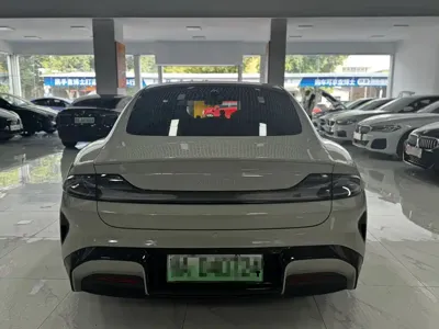 Xiaomi SU7