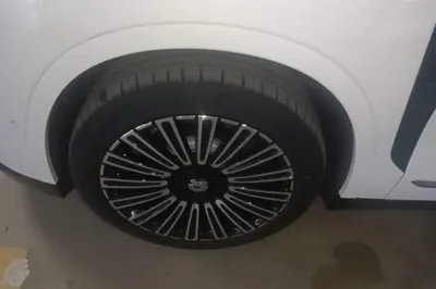 Nio ES8