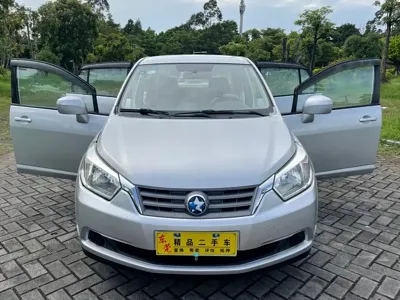 Venucia D50