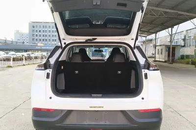 Dongfeng Aeolus SKY EV01