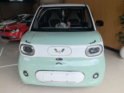 Wuling MINIEV