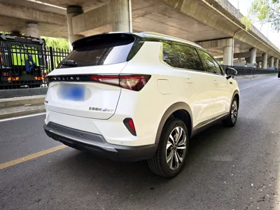 Wuling Asta