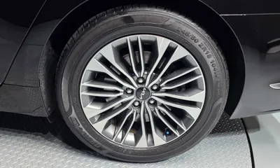 Kia K9