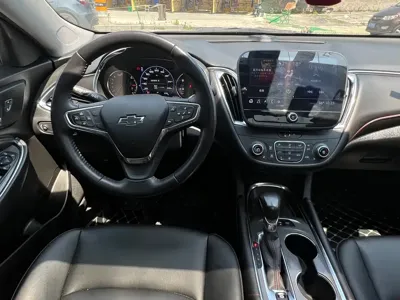 Chevrolet Malibu XL