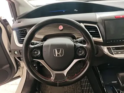 Honda Jade