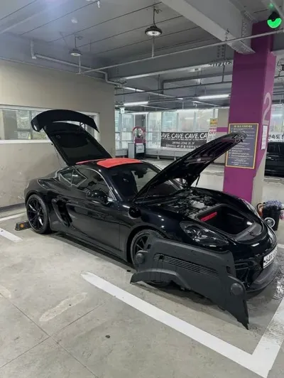 Porsche 718