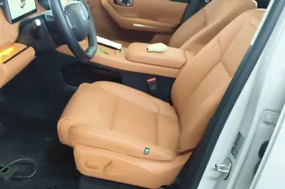 Leapmotor C10