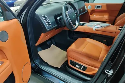 Li Auto L8