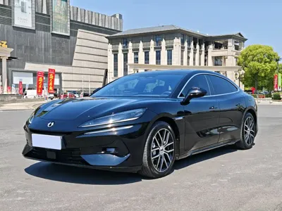 Denza Denza Z9