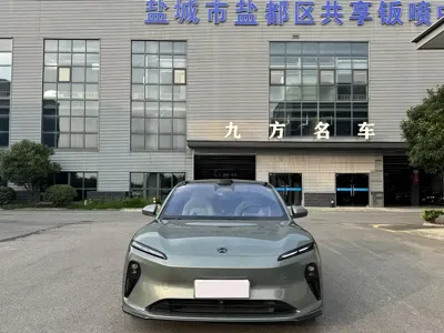 Nio ET5